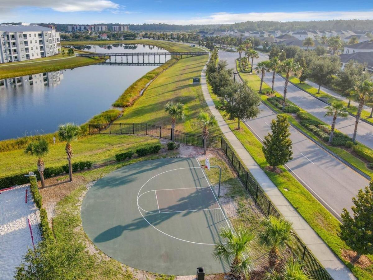 Terrific Thematic Lakeview 2B With 2 Clubhouses Kissimmee Eksteriør billede
