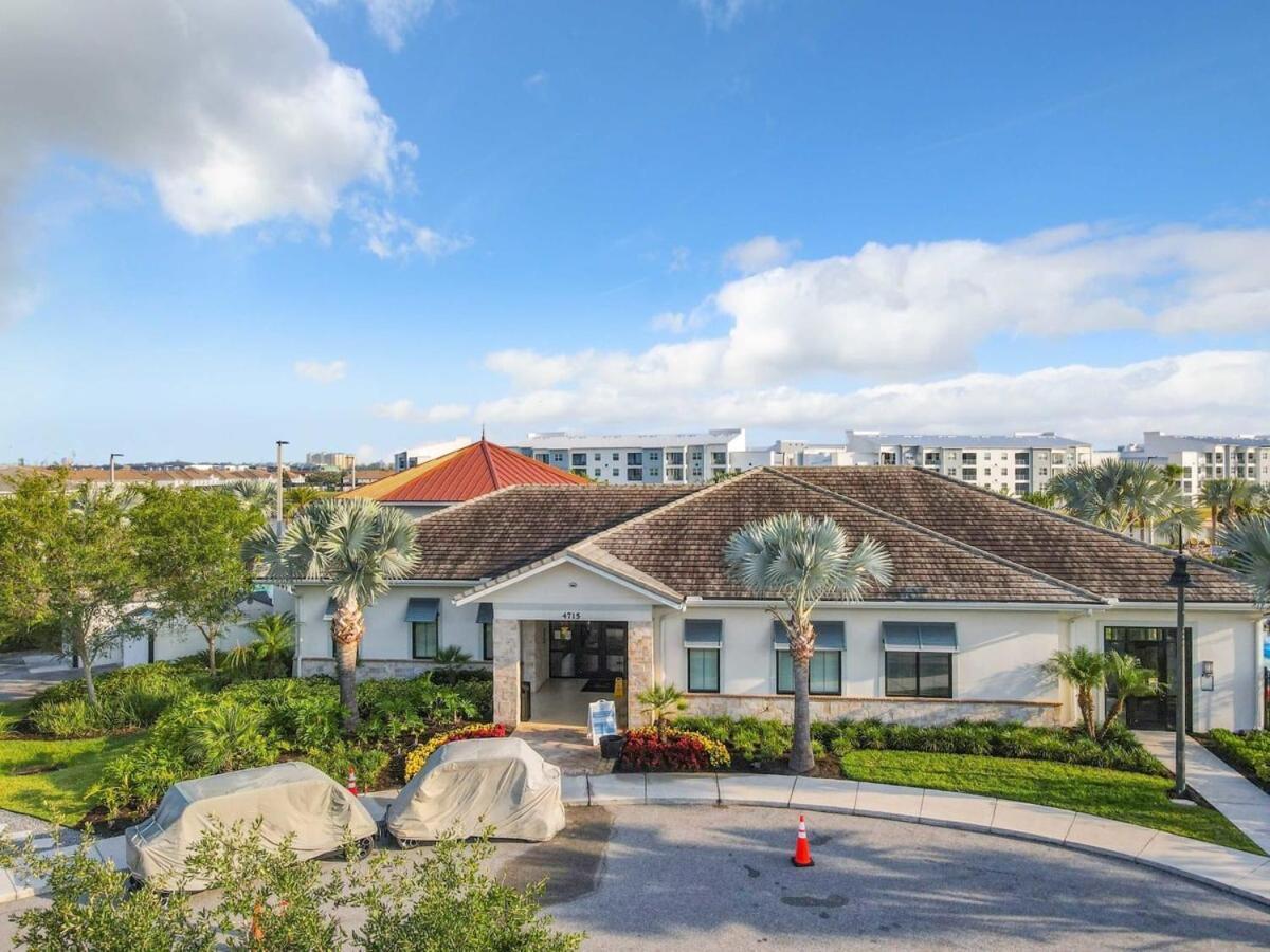 Terrific Thematic Lakeview 2B With 2 Clubhouses Kissimmee Eksteriør billede