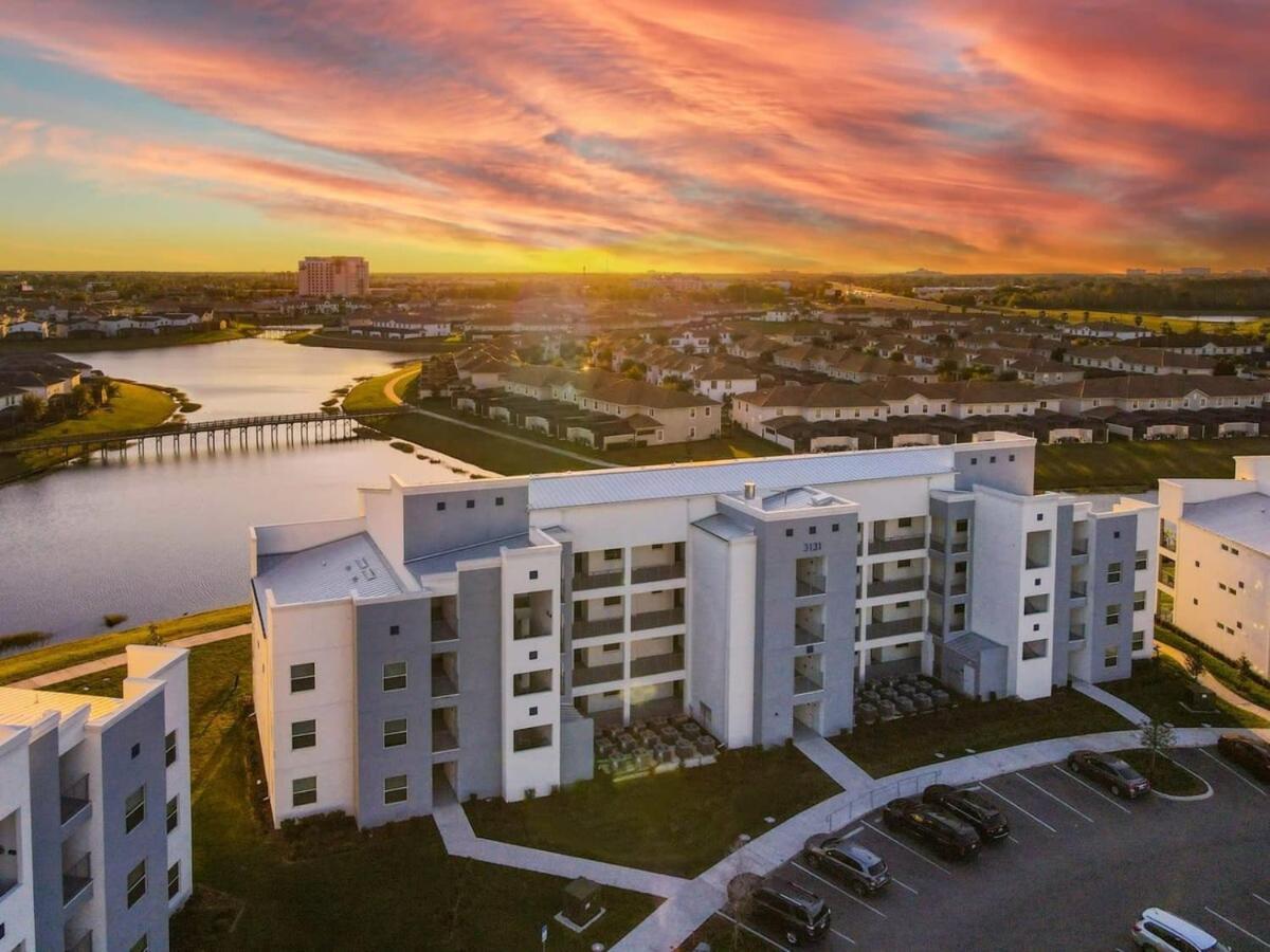 Terrific Thematic Lakeview 2B With 2 Clubhouses Kissimmee Eksteriør billede