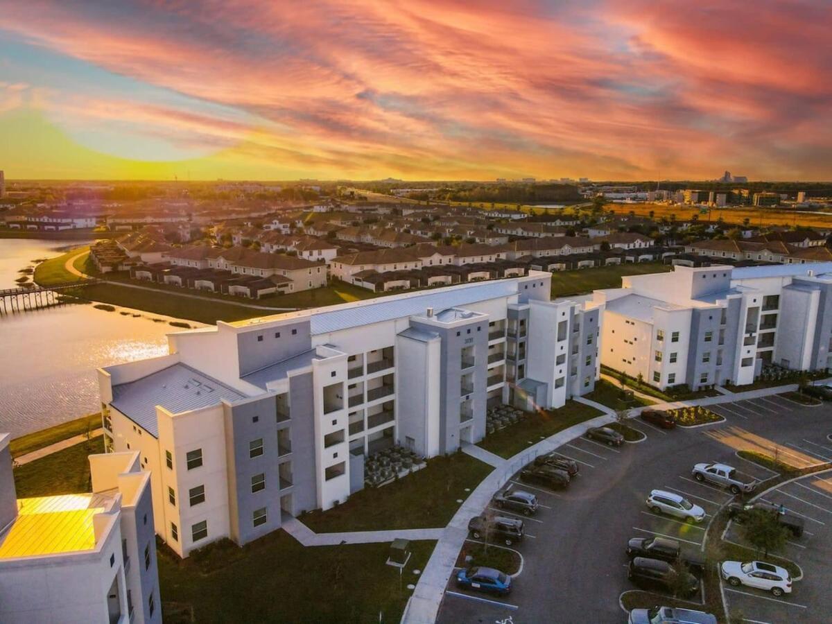 Terrific Thematic Lakeview 2B With 2 Clubhouses Kissimmee Eksteriør billede